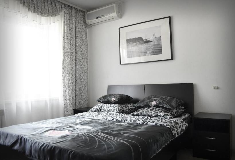 סוויטה, California