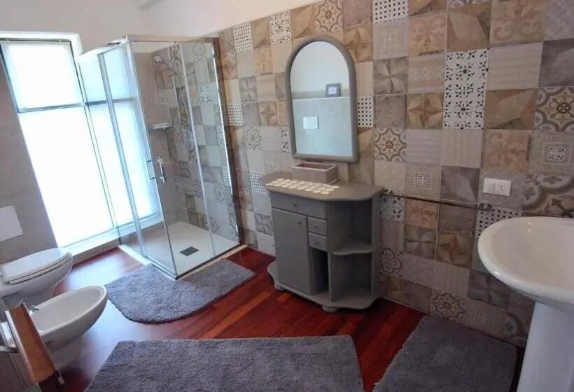 スタンダードルーム, Società Agricola La Staccionata