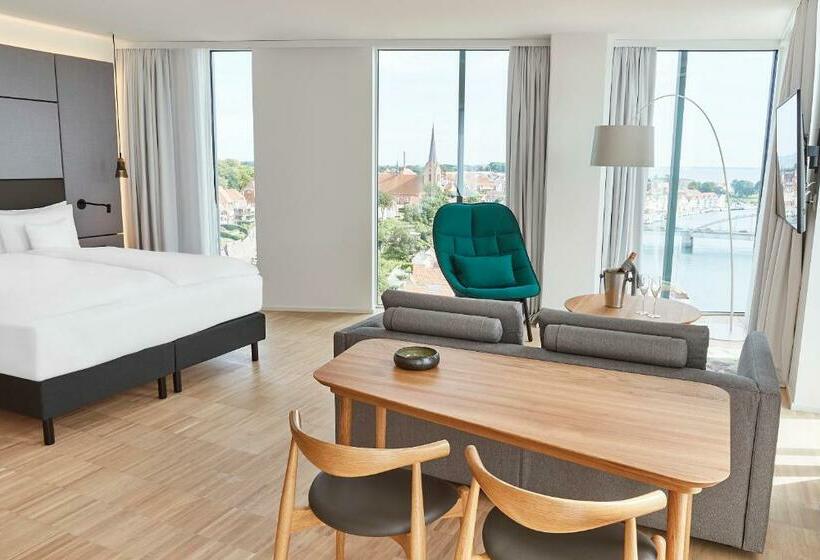 جناح جونيور, Steigenberger Alsik – Hotel & Spa