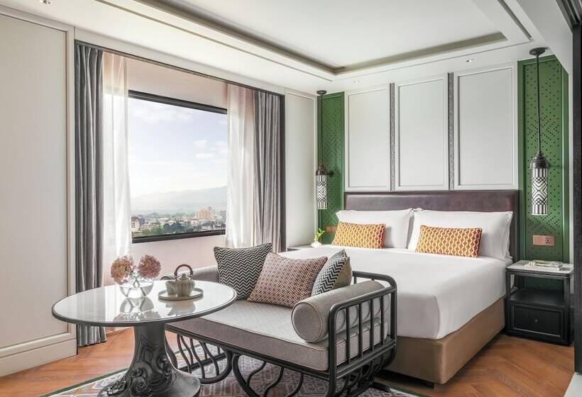 Номер Классика Двуспальная Кровать, InterContinental Chiang Mai Mae Ping
