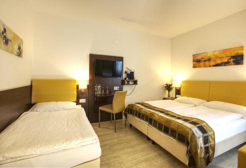 Номер Стандарт Трехместный, Rheinfelderhof