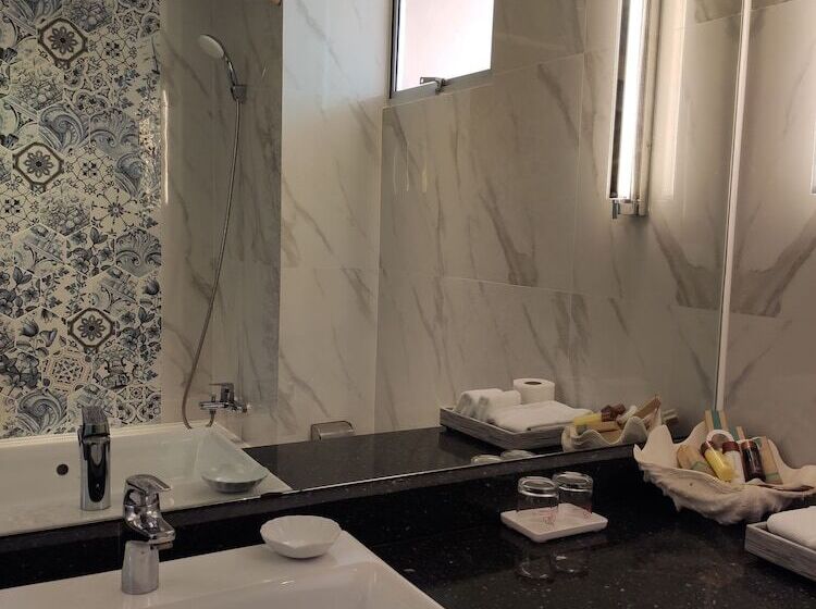 Mini Suite, The Royal Paradise Hotel & Spa Sha Extra Plus