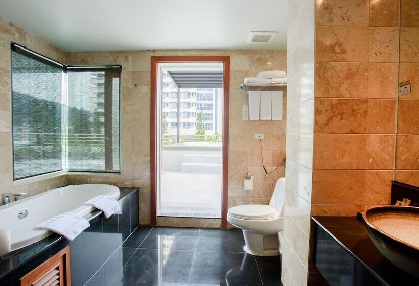 로얄 스위트, The Royal Paradise Hotel & Spa Sha Extra Plus