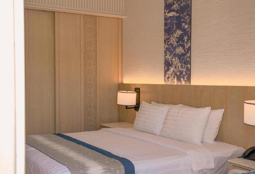 디럭스 룸 측면 바다 전망, The Royal Paradise Hotel & Spa   Sha Extra Plus