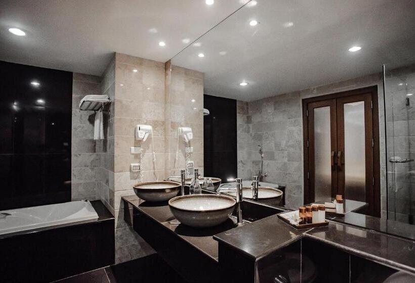 로얄 스위트, The Royal Paradise Hotel & Spa Sha Extra Plus