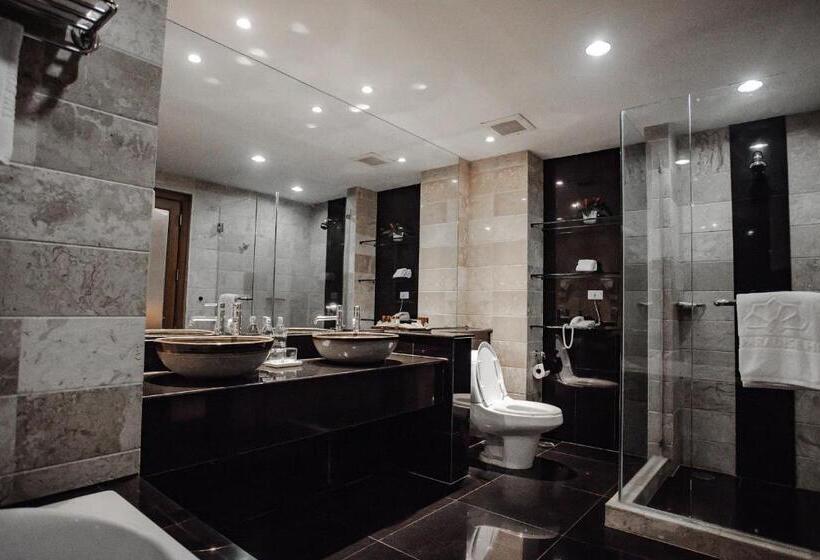 로얄 스위트, The Royal Paradise Hotel & Spa Sha Extra Plus