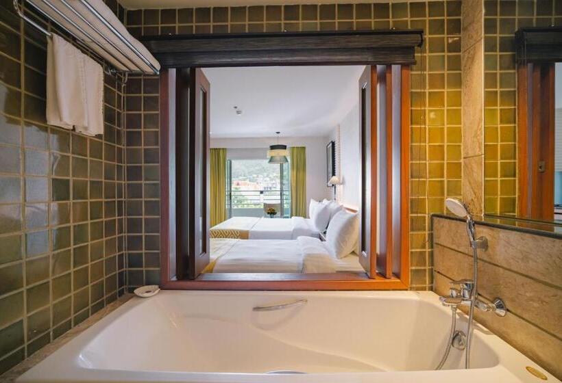 디럭스 트리플 룸, The Royal Paradise Hotel & Spa Sha Extra Plus