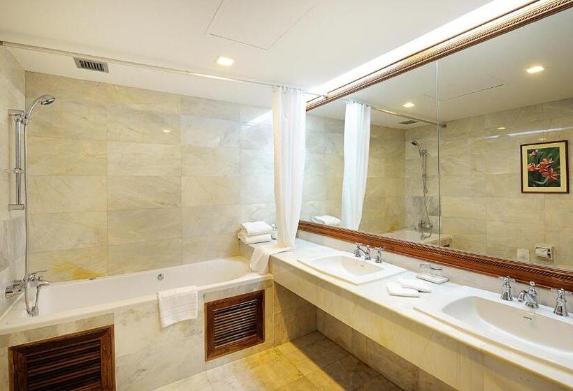 2 베드룸 이그제큐티브 스위트, The Royal Paradise Hotel & Spa Sha Extra Plus