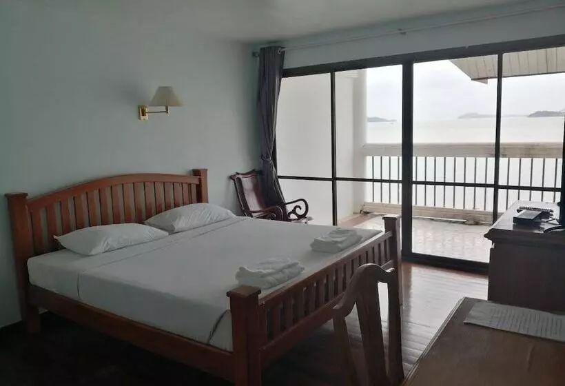 اتاق استاندارد, Jansom Beach Resort