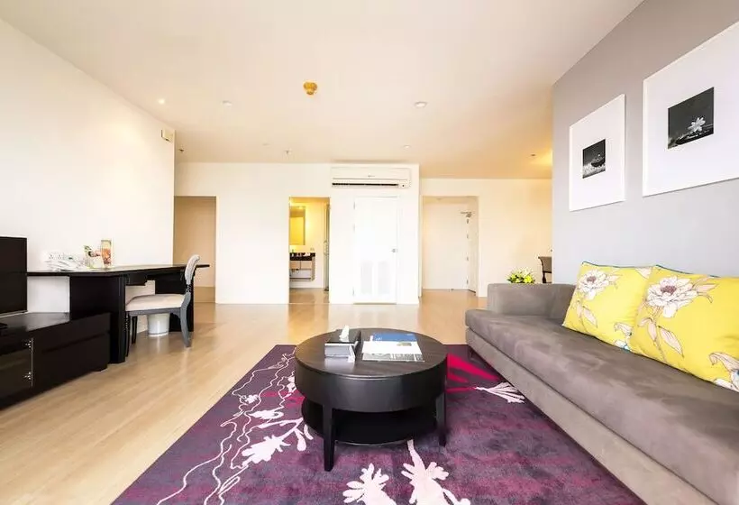 ２ベッドルームのエクゼクティブアパートメント, Somerset Park Suanplu Bangkok
