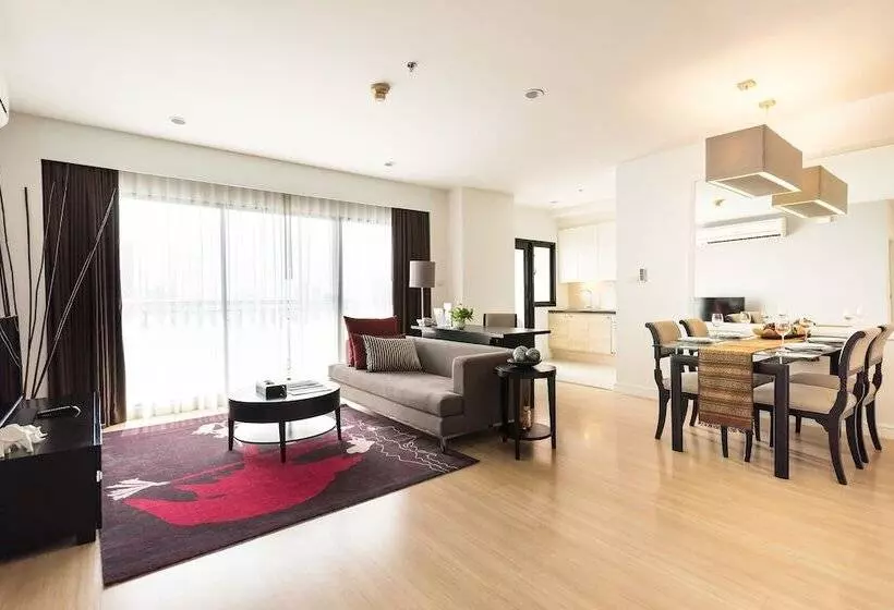 ２ベッドルームのエクゼクティブアパートメント, Somerset Park Suanplu Bangkok