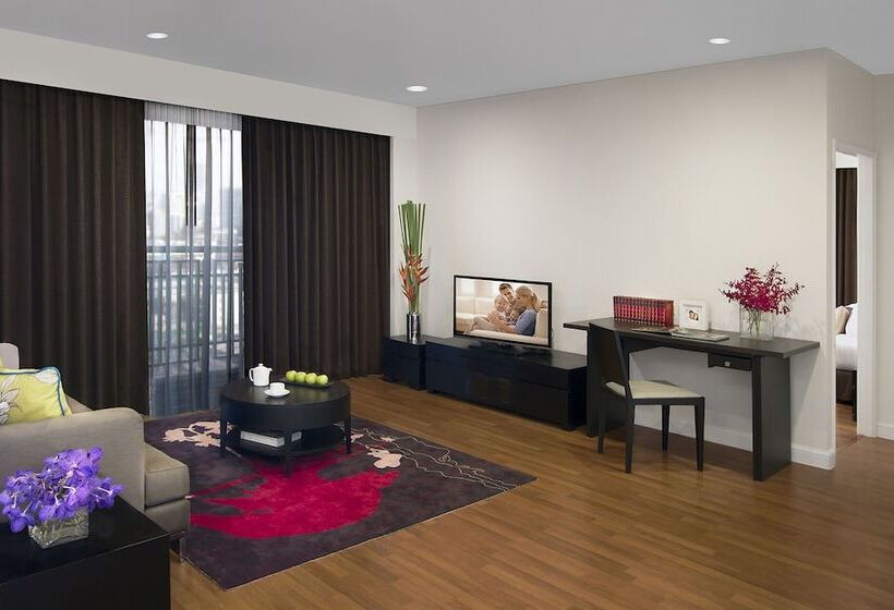 آپارتمان لوکس 2 خوابه, Somerset Park Suanplu Bangkok