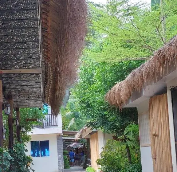 ガーデンビューデラックスルーム, Avila S Horizon Dive Resort Malapascua
