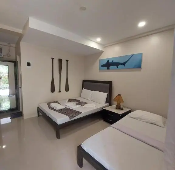 ガーデンビューデラックスルーム, Avila S Horizon Dive Resort Malapascua