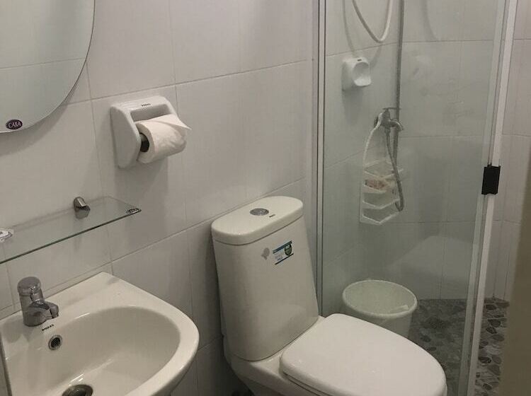 اتاق لوکس, Avila S Horizon Dive Resort Malapascua