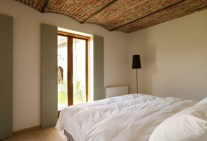 Номер Стандарт, B&b De Deugdzonde