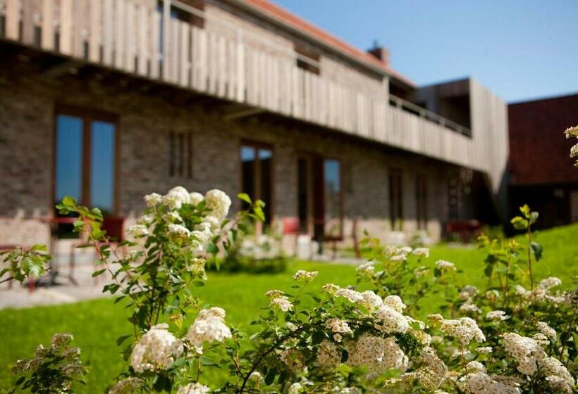 Номер Стандарт, B&b De Deugdzonde