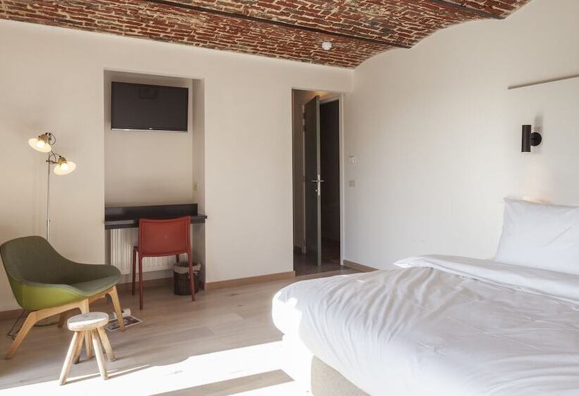 Номер Стандарт, B&b De Deugdzonde