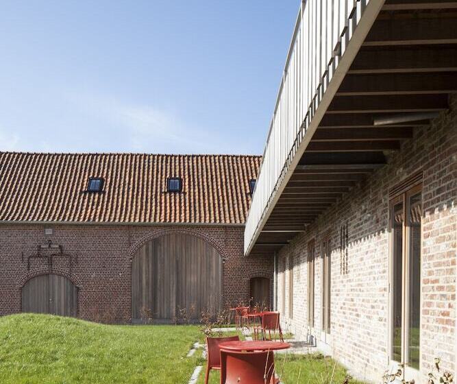 Номер Стандарт, B&b De Deugdzonde