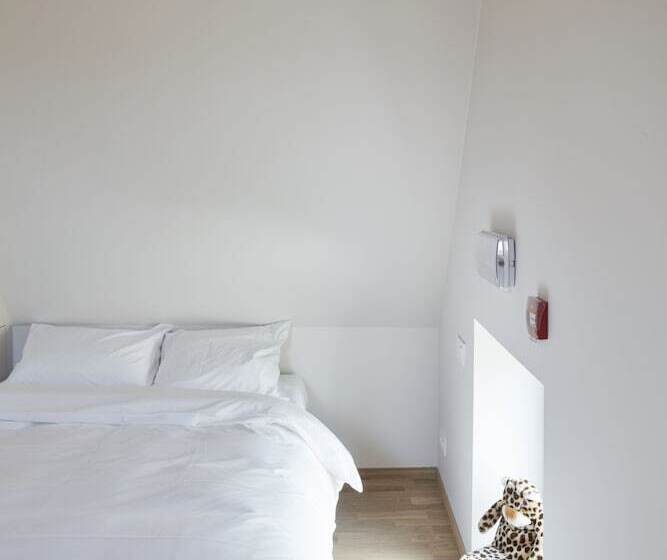 Семейный Номер, B&b De Deugdzonde