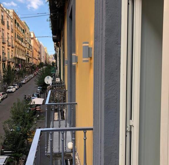 اتاق سوپریور, Domo B&b