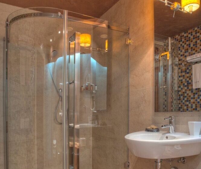 اتاق استاندارد, Forza Mare