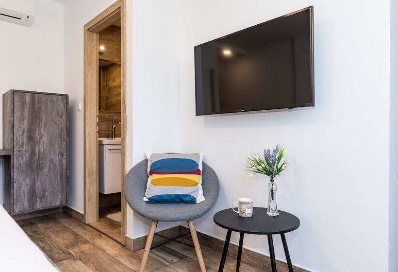Номер Deluxe Вид на Город, Apinelo Tower Rooms