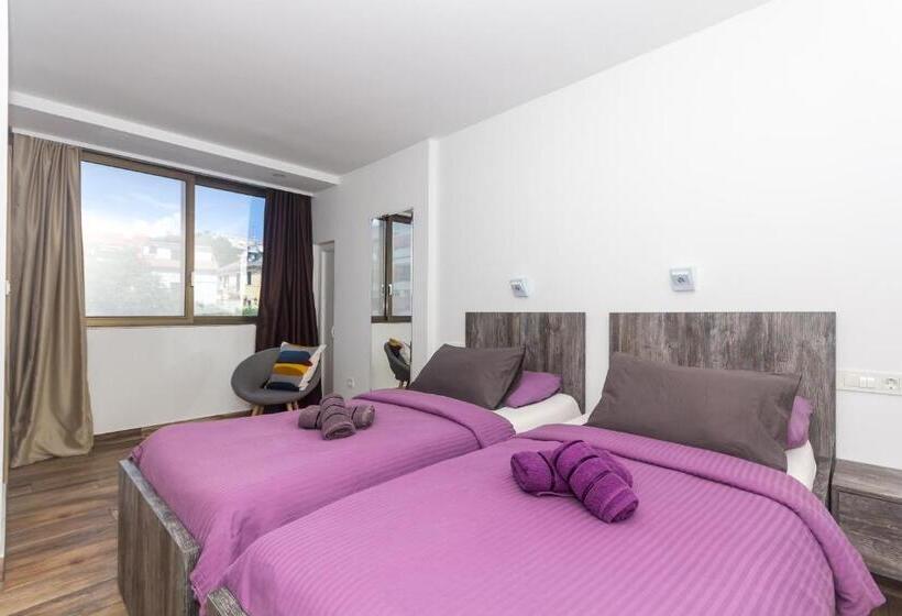 디럭스 룸 도시 전망, Apinelo Tower Rooms