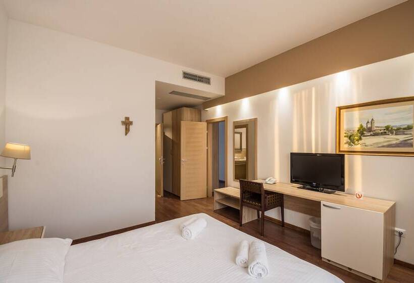 اتاق استاندارد, Quercus