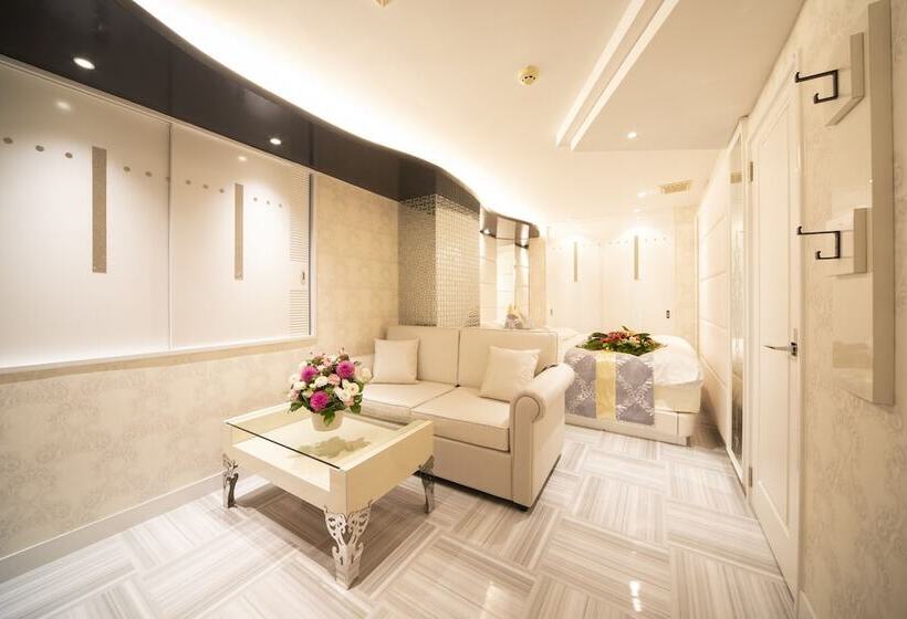 Номер Стандарт, Secret Veny   Adults Only