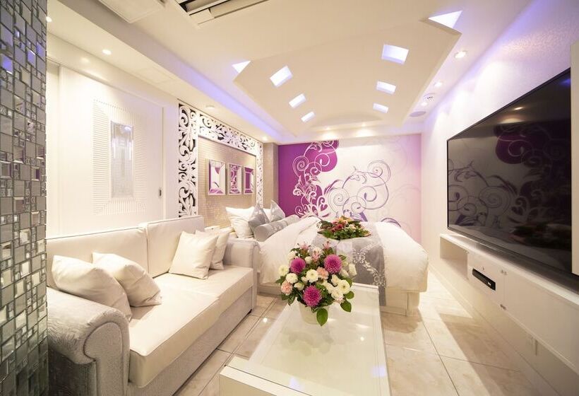 Номер Стандарт, Secret Veny   Adults Only