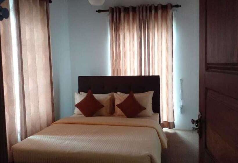 디럭스 룸, The Fern Inn