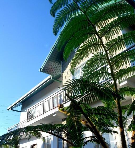 디럭스 룸, The Fern Inn