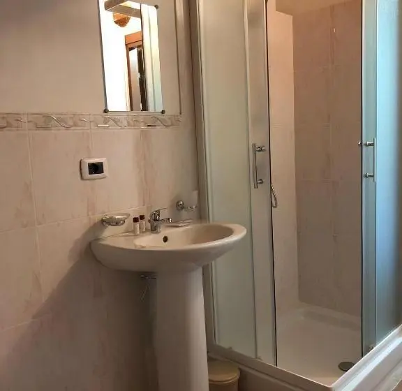 اتاق سوپریور چهار تخته, Relais Puccini