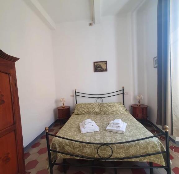 اتاق استاندارد سه نفره, Relais Puccini