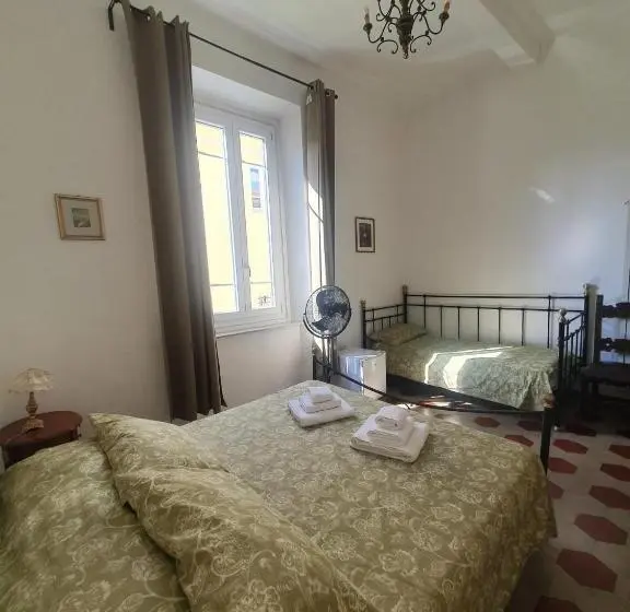 اتاق استاندارد سه نفره, Relais Puccini