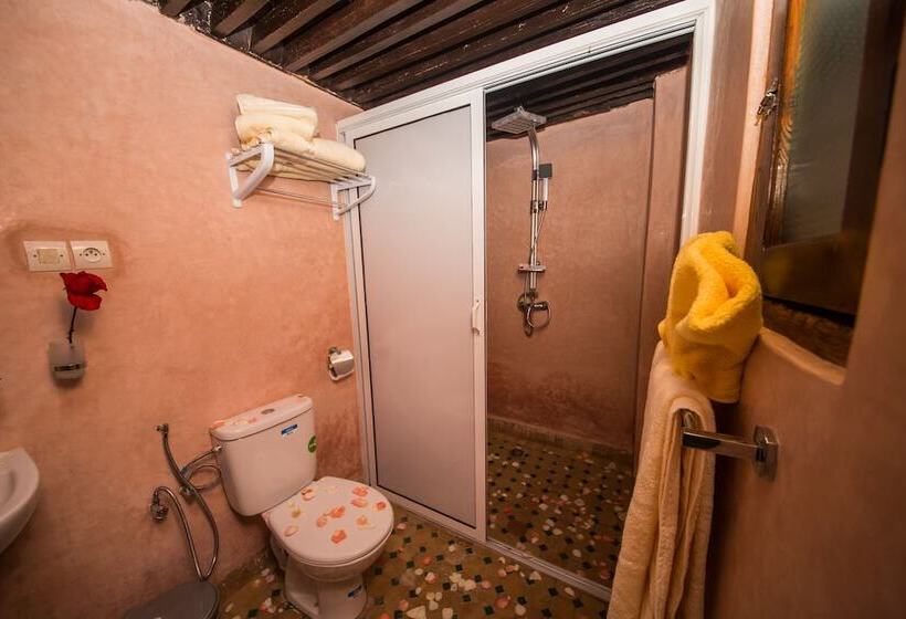 标准间, Palais Antique