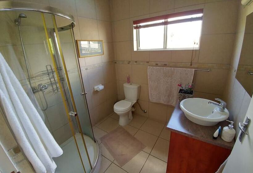 اتاق لوکس, Rosa B&b