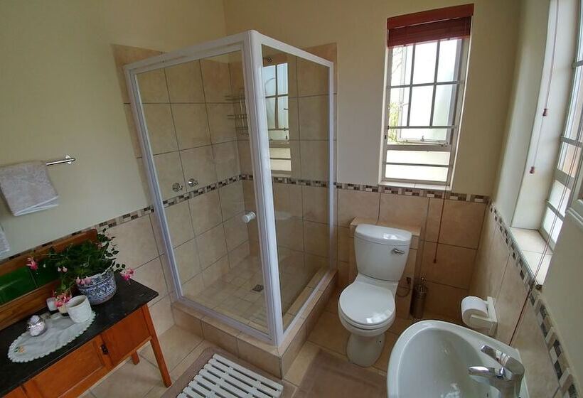 اتاق لوکس, Rosa B&b
