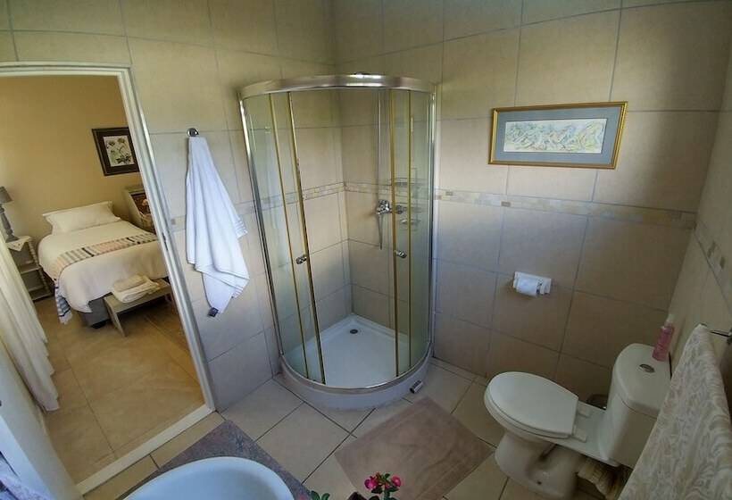 اتاق لوکس, Rosa B&b