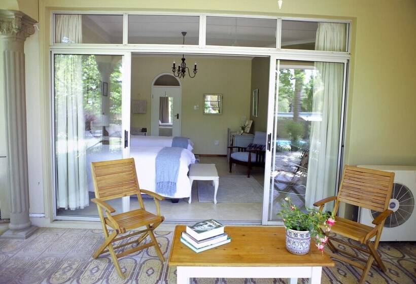 اتاق لوکس, Rosa B&b