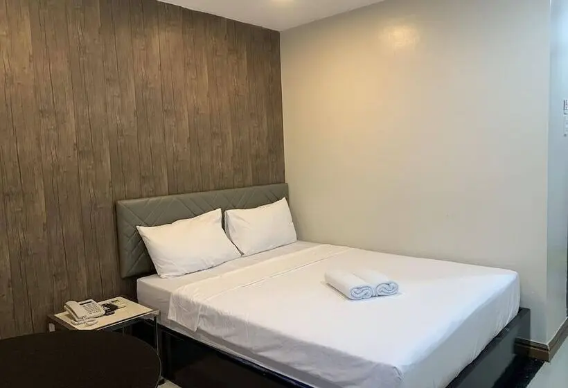 デラックスルーム, Maine City Residences