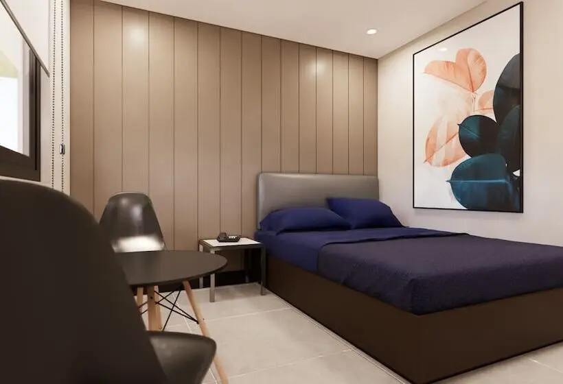 デラックスルーム, Maine City Residences