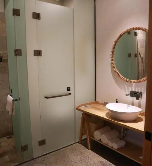 سوئیت با چشم‌انداز رودخانه, Shanghai Pudong Airport Moonlo Hotel   Pet Friendly