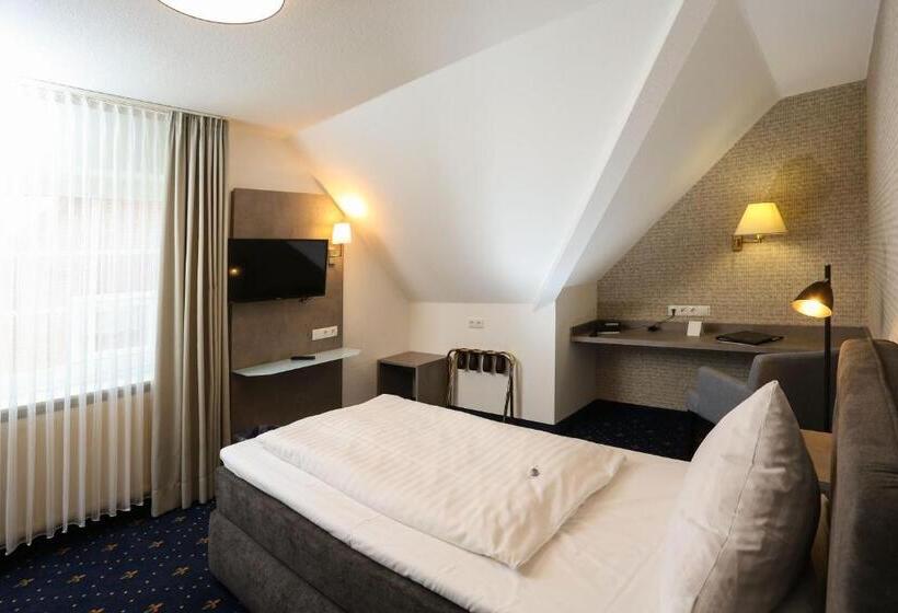 スタンダードシングルルーム, Zur Linde