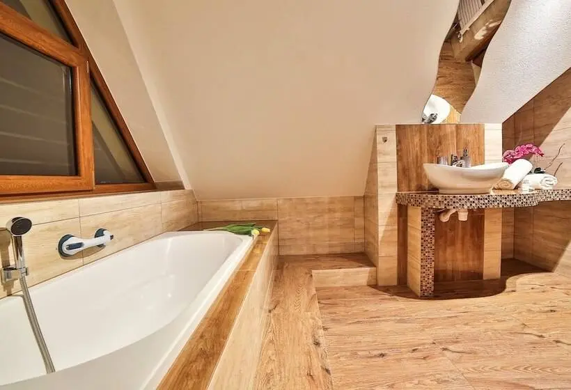 اتاق لوکس, Grand Podhale Resort&spa Zakopane   Jacuzzi   Sauna Fińska I łaźnia Parowa   Widok Na Tatry