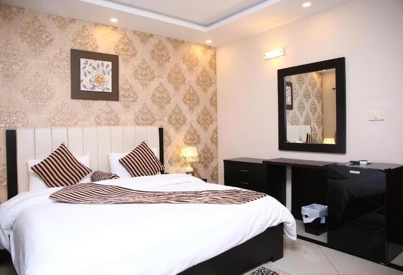 اتاق استاندارد, Safari Club 3 Bahria Town