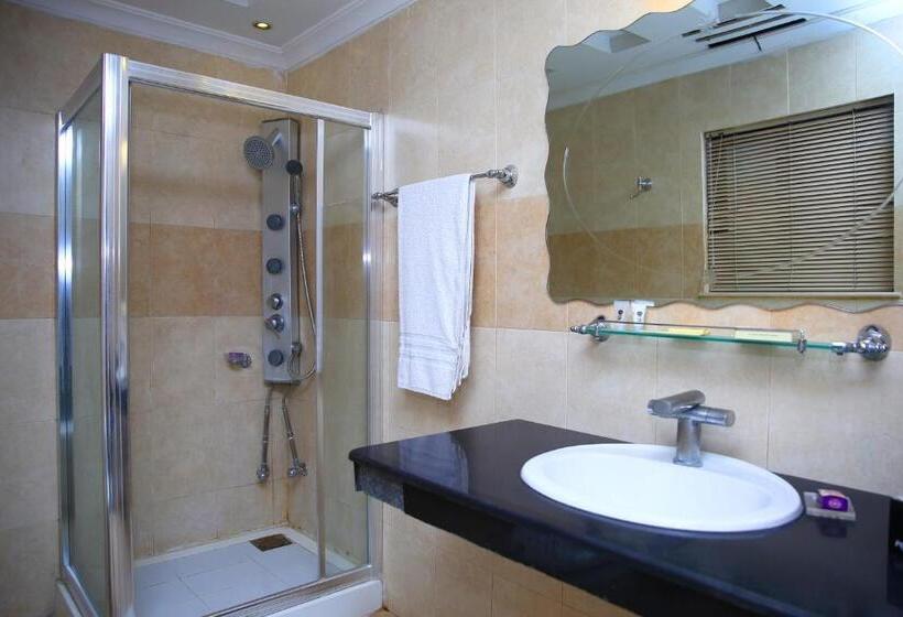 اتاق استاندارد, Safari Club 3 Bahria Town