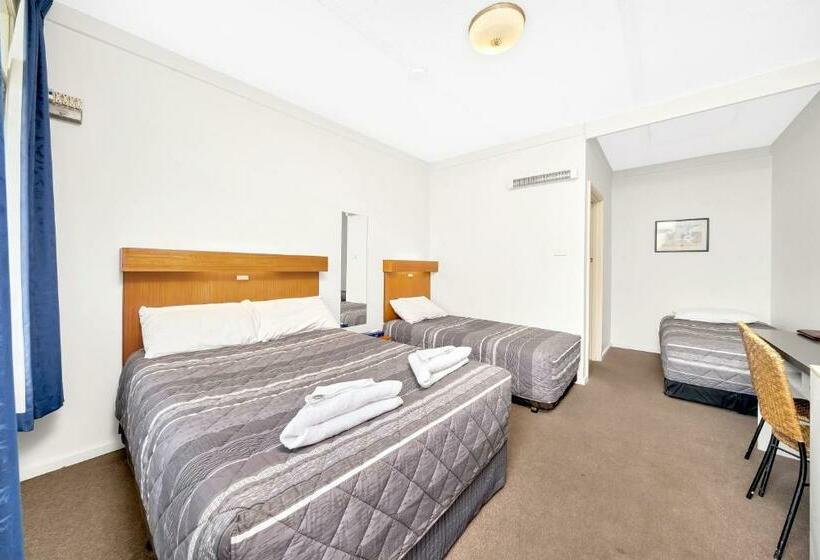 Семейный Номер, Central Wangaratta Motel