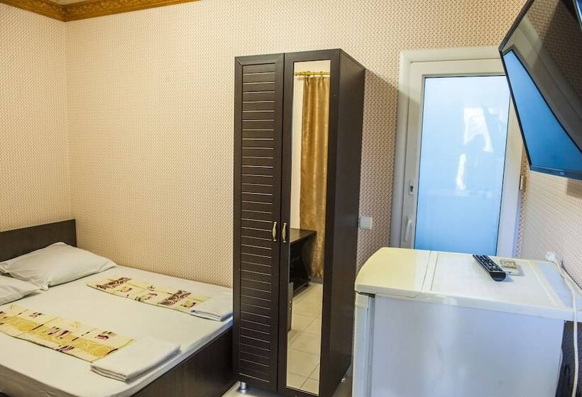 اتاق راحتی سه تخته, Margarita